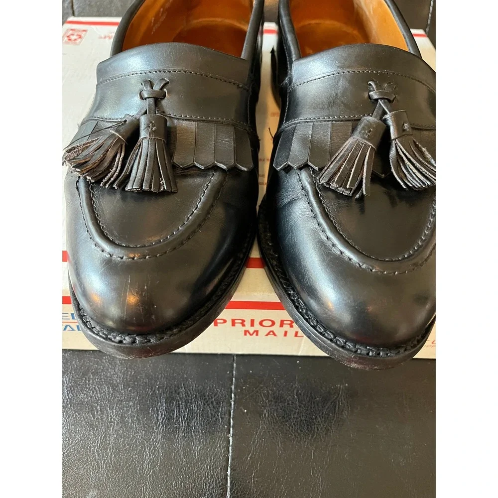 Allen Edmonds Newport‎ Black Leather Kiltie Tassel Loafers